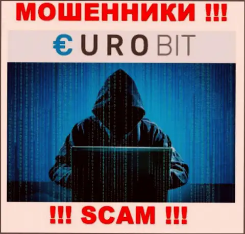 Информации о лицах, которые управляют EuroBit CC во всемирной сети отыскать не удалось